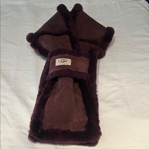UGG Shearling Scarf 40”